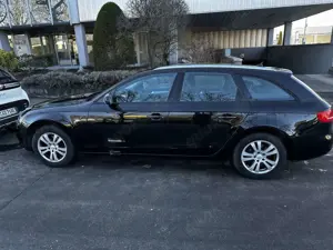 Audi A4 Attraction Bild 3