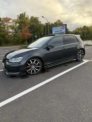 Volkswagen Golf GTD Pano | 1 jahr garantie | Voller Service/ 19 Zoll