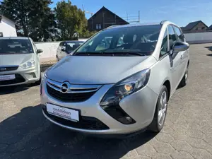 Opel Zafira Tourer Edition 7 Sitzer Navi Sitzh PDC TÜV neu Bild 3