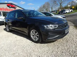 Volkswagen Passat Variant Basis aus 1. Hand