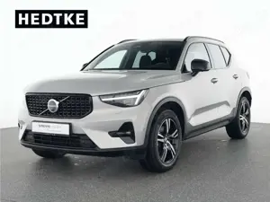 Volvo XC40 B3 Benzin Geartronic Plus Dark