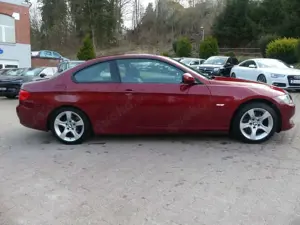 BMW 320 i*Coupe*Automatik*Klima*Sitzhzg*Xenon*PDC Bild 4