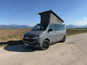 Volkswagen T6.1 California California T6.1 DSG 4MOTION Beach Camper Edition