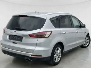 Ford S-Max S-MAX AWD/ACC/NAVI/CAM/LENKRADHEIZUNG Bild 3