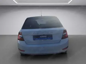 Skoda Fabia Style 1.0 TSI DAB+, Klimaautomatik, PDC Bild 3