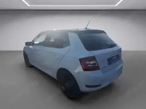 Skoda Fabia Style 1.0 TSI DAB+, Klimaautomatik, PDC Bild 2