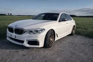 BMW M550