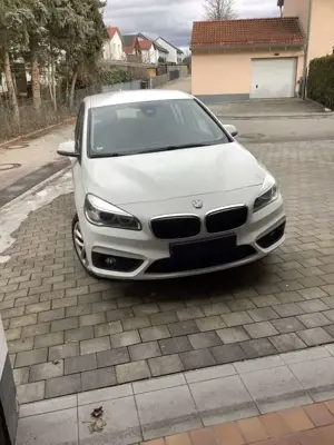 BMW 220