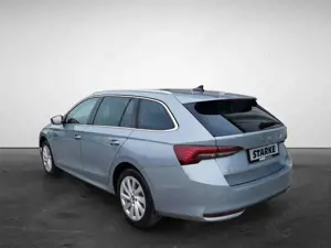 Skoda Octavia Combi 2.0 TDI DSG Selection Bild 4