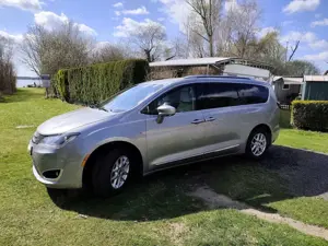 Chrysler Pacifica Touring