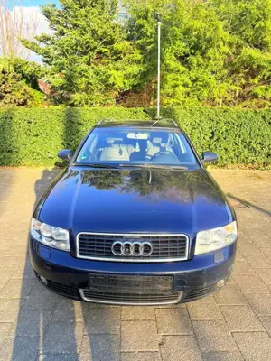 Audi A4 Bild 2