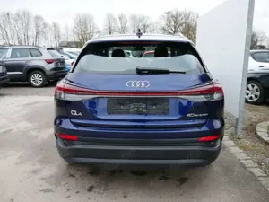 Audi Q4 e-tron 40 E-TRON*PDC-HINTEN*KEYLESS-GO*NAVI*LED*3-ZONE KL Bild 3