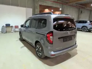 Nissan Townstar DIG-T 130  2 STN-Connecta Navi Design Bild 3