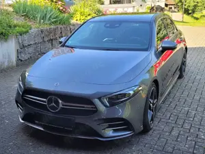 Mercedes-Benz A 35 AMG AMG A 35 4Matic AMG Speedshift DCT 7G Burmester Fa