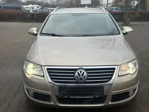 Volkswagen Passat Variant Highline*AUTM*BI-XENON*TOP Bild 3