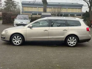 Volkswagen Passat Variant Highline*AUTM*BI-XENON*TOP