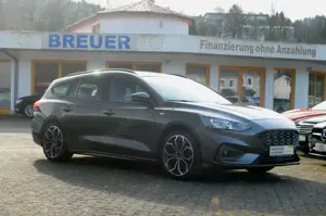 Ford Focus ST-Line Automatik Panorama Navi Standheizung Klima