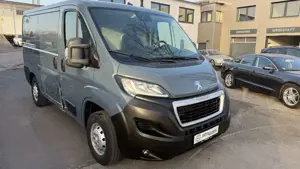 Peugeot Boxer Kasten 328 L1H1 Pro BlueHDi 120 StopStart