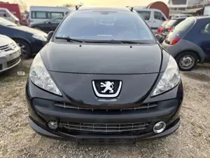 Peugeot 207 Bild 2