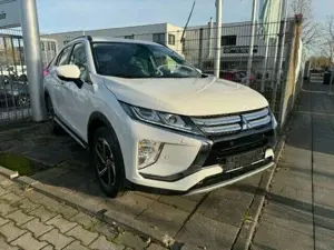 Mitsubishi Eclipse Cross Intro Edition 4WD Bild 2