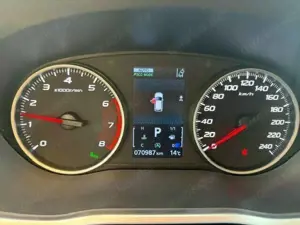 Mitsubishi Eclipse Cross Intro Edition 4WD Bild 4