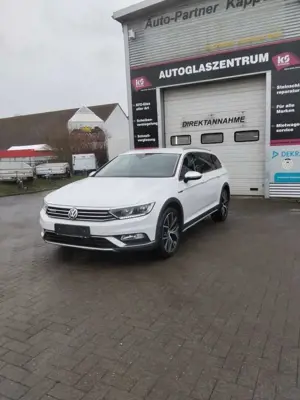 Volkswagen Passat Variant 2.0TDI Alltrack 4Motion Highline-Edition/Volleder Bild 3