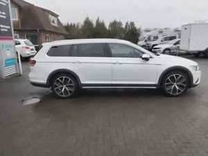 Volkswagen Passat Variant 2.0TDI Alltrack 4Motion Highline-Edition/Volleder Bild 4