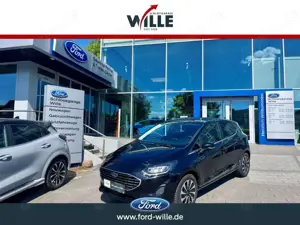 Ford Fiesta Titanium Adaptive-LED Sicherheits-/Winter-Paket