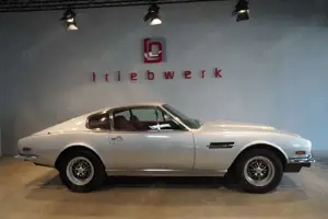 Aston Martin DBS 5.3 L V8 -Lefthand drive *Zustand 2*