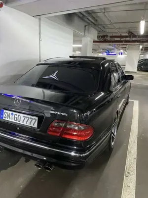 Mercedes-Benz E 55 AMG Mercedes-Benz E55 Amg Bild 4