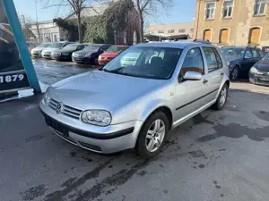 Volkswagen Golf Golf 1.6 FSI