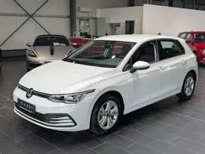 Volkswagen Golf 2.0 TDI SCR DSG Life 1.Hand