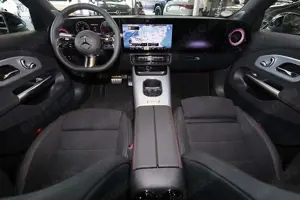 Mercedes-Benz CLA 200 *Neu* AMG RüKam+M-LED+Pano+Superscreen Bild 5