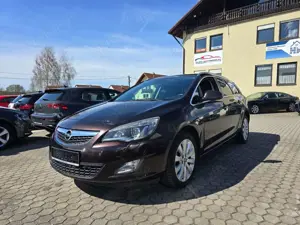 Opel Astra J Sports Tourer Innovation