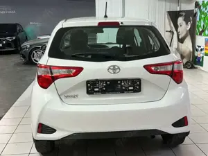 Toyota Yaris Comfort 1 Hand Garantie Automatik SzHz Bild 5