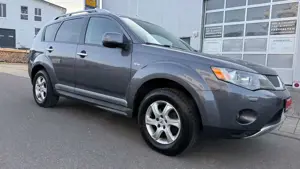 Mitsubishi Outlander Bild 2