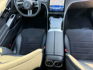 Mercedes-Benz CLE 180 Coupé AMG+MEMORY+TOTW+AMBIENTE+ILS+PANO Bild 2