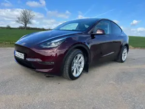 Tesla Model Y Bild 2