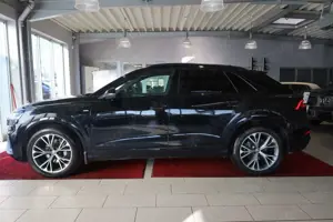 Audi Q8 50 TDI quattro S-LINE Bild 2