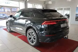 Audi Q8 50 TDI quattro S-LINE Bild 3