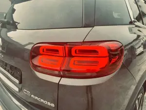 Citroen C5 Aircross 1.6 Shine Pack Hybrid 2JahreGarantie Voll-Ausstat Bild 3