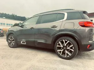 Citroen C5 Aircross 1.6 Shine Pack Hybrid 2JahreGarantie Voll-Ausstat Bild 4