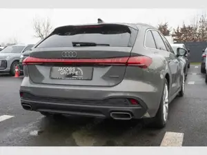 Audi A5 Avant TFSI e-hybrid quattro 220 kW Pano/Tech plus/MMI exp. pus Bild 3