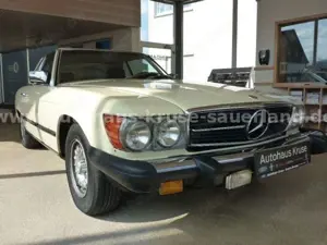 Mercedes-Benz SL 450 (US-R107) Cabriolet mit Soft u. Hardtop Bild 2