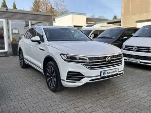 Volkswagen Touareg eHybrid Atmosphere Panorama AHK Bild 4