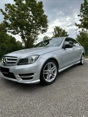 Mercedes-Benz C 180 AMG line