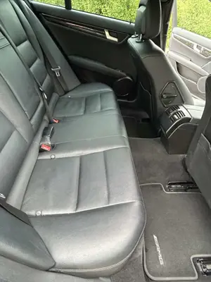 Mercedes-Benz C 180 AMG line Bild 5