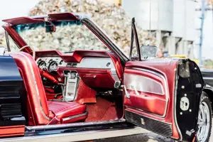 Ford Mustang GTA Deluxe