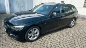 BMW 320 d F31 Touring  /Autom./ Leder / Panoramadach