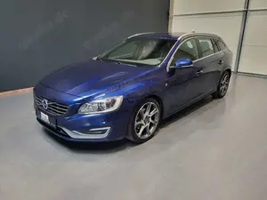 Volvo V60 2.0 D4 Ocean Race *TOP Ausstattung*